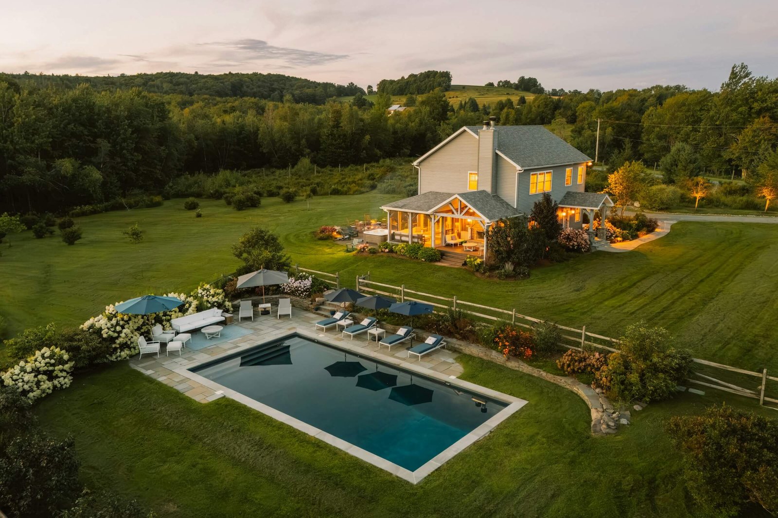 Luxury real estate coaching for owners with Ken Goodfellow, offering private advisory for luxury team leaders focused on market dominance, business growth, and three-year strategic planning.